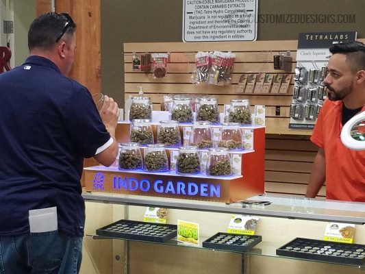 Lighted 3 Tier Pot Display w/ Copper Finish