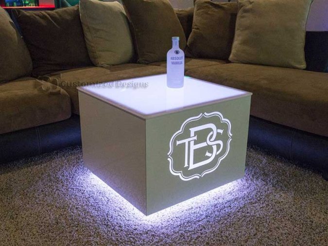 Cubix LED Illuminated Bar Table 4 Cubix LED Illuminated Bar Table 4